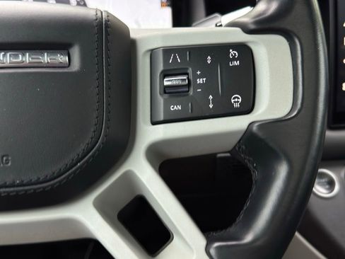 Used 2022 Land Rover Defender 110 X-Dynamic HSE AWD/4WD image 38