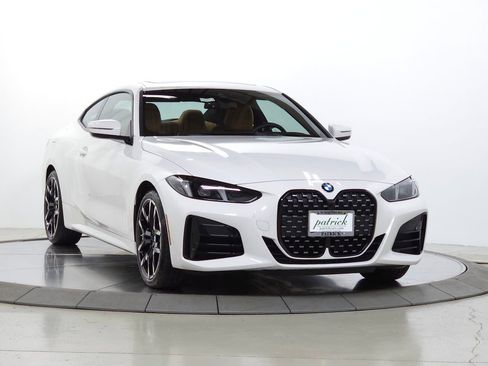 Used 2026 BMW 430i xDrive Coupe w/ M Sport Package AWD/4WD image 1