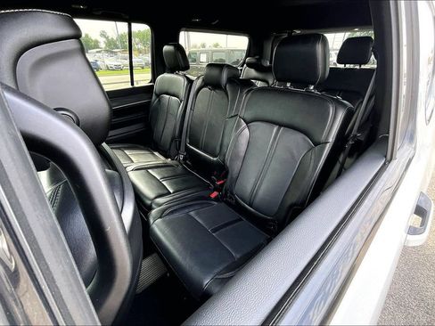 Used 2024 Jeep Wagoneer Series III w/ Flexible Seating Group AWD/4WD image 34