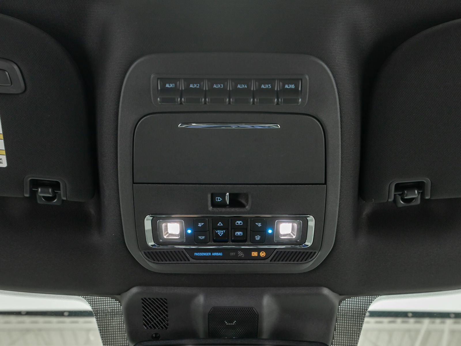 Used 2026 Ford F450 Platinum w/ FX4 Off-Road Package AWD/4WD image 27