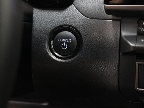 Used 2026 Toyota Camry LE w/ Convenience Package FWD image 17