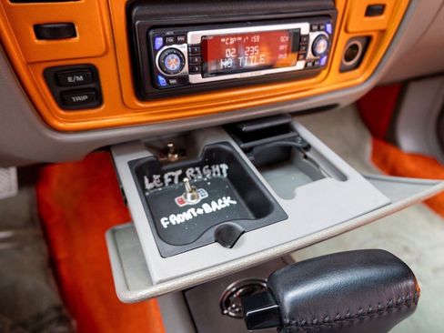 Used 1995 Chevrolet Impala SS RWD image 12