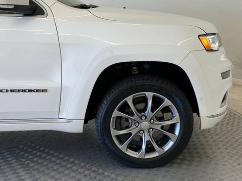 Used 2020 Jeep Grand Cherokee Summit w/ Platinum Series Group image 11
