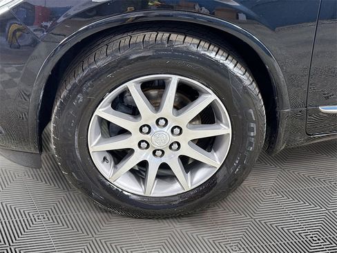 Used 2017 Buick Enclave Leather w/ Trailering Package image 35