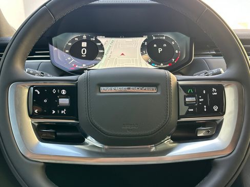 New 2025 Land Rover Range Rover SE image 27