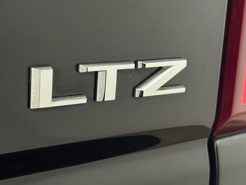 Used 2020 Chevrolet Silverado 3500 LTZ w/ LTZ Premium Package image 29