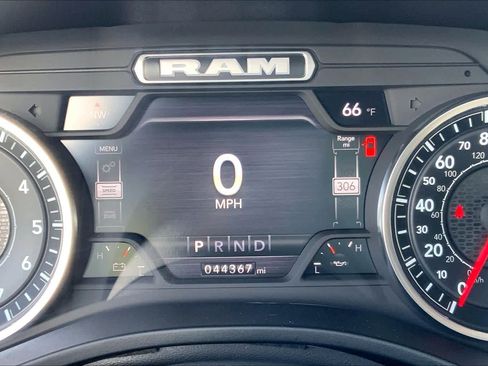 Certified 2024 RAM 1500 Laramie image 22