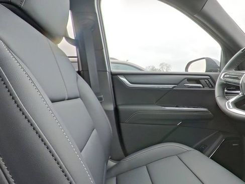 New 2026 GMC Acadia Elevation w/ Super Cruise Package FWD image 29