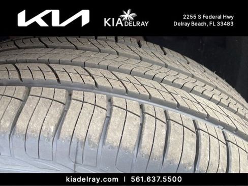 New 2026 Kia Carnival LXS FWD image 31