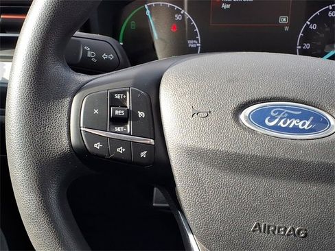 Used 2024 Ford Maverick XLT image 11