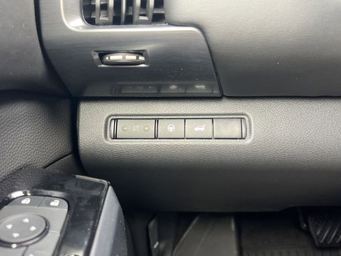 New 2026 Nissan Pathfinder SL FWD image 11