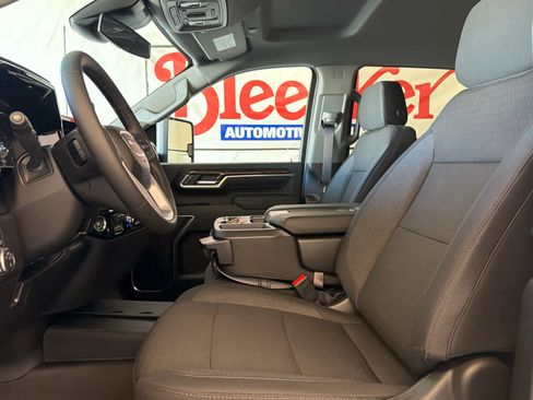 New 2026 GMC Sierra 2500 SLE w/ SLE Value Package; AWD/4WD image 27