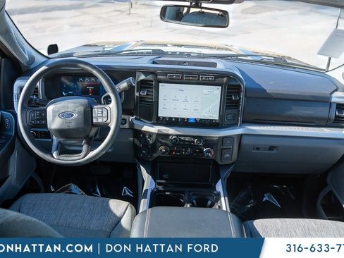 Used 2024 Ford F250 XLT w/ XLT Premium Package image 4