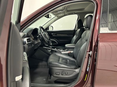 Used 2020 Kia Telluride EX w/ EX Premium Package AWD/4WD image 4