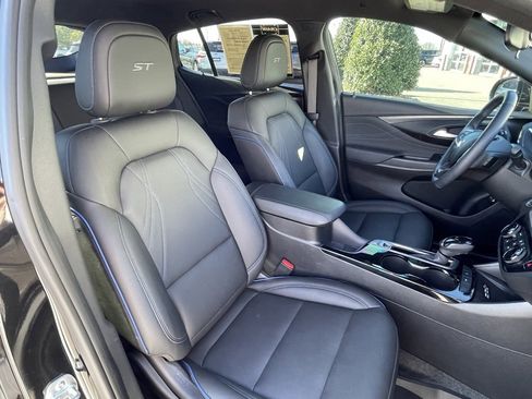 Used 2024 Buick Envista Sport Touring w/ Convenience I Package image 30