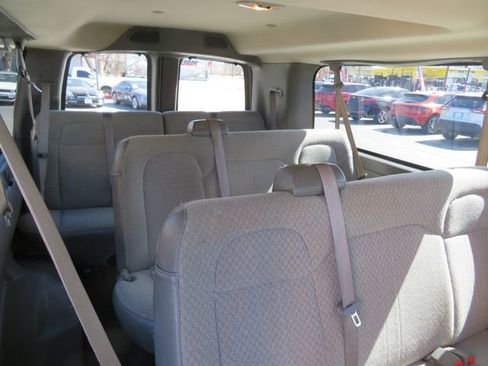 Used 2019 Chevrolet Express 3500 LT w/ LT Preferred Equipment Group image 15