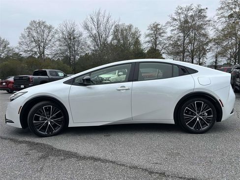 Used 2025 Toyota Prius Limited image 6