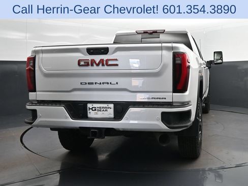 Used 2024 GMC Sierra 2500 Denali w/ Denali Reserve Package AWD/4WD image 7