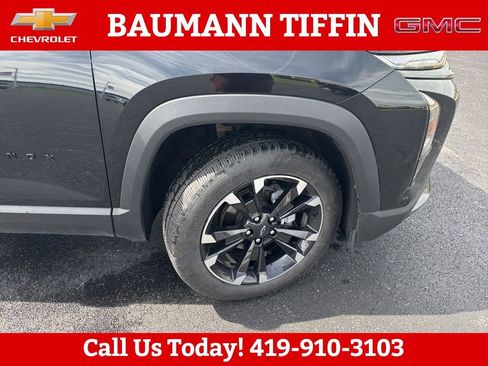 Used 2025 Chevrolet Equinox RS w/ Safety and Technology Package AWD/4WD image 9
