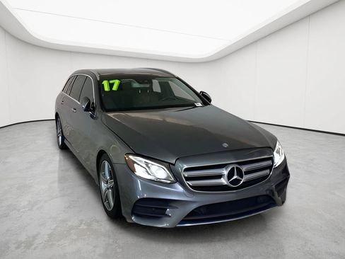 Used 2017 Mercedes-Benz E 400 4MATIC Wagon image 50