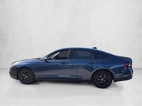 Used 2025 Honda Accord SE image 8