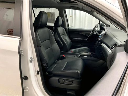 Used 2021 Honda Pilot Black Edition image 11