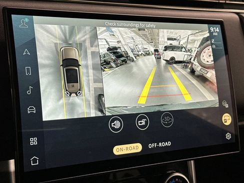 Used 2023 Land Rover Range Rover First Edition image 22