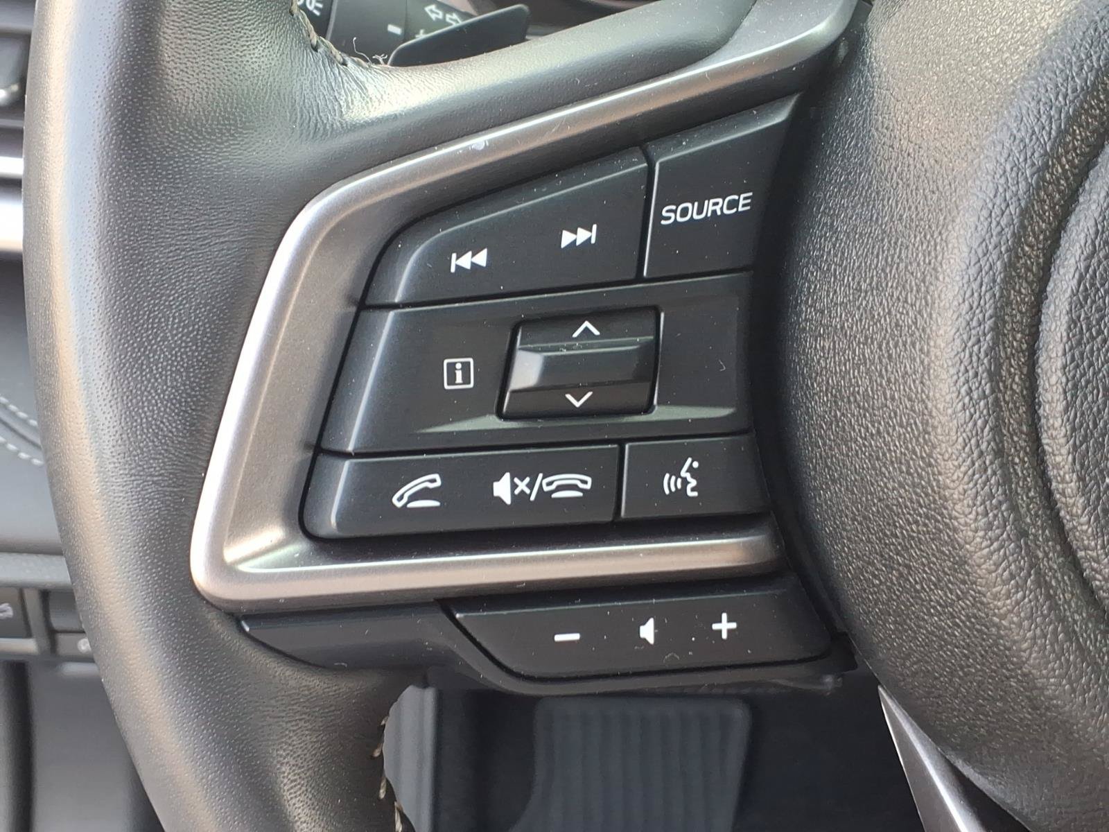 Certified 2025 Subaru Outback Touring XT AWD/4WD image 20