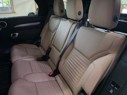New 2026 Land Rover Discovery Dynamic SE AWD/4WD image 14