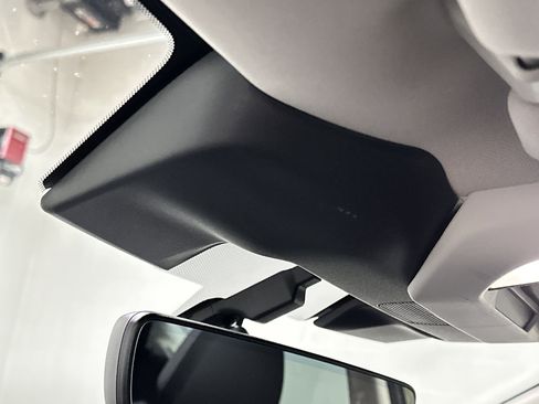 Used 2023 Subaru Forester Premium image 39