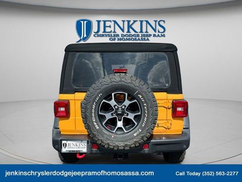 Used 2021 Jeep Wrangler Unlimited Rubicon AWD/4WD image 4
