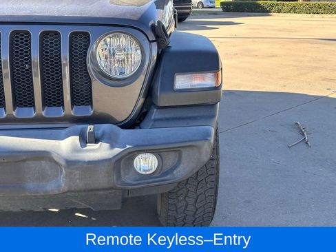 Used 2021 Jeep Wrangler Unlimited Sport image 3