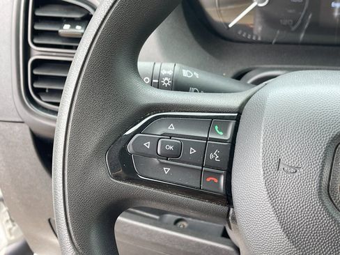 Used 2025 RAM ProMaster 2500 w/ Convenience Group FWD image 27