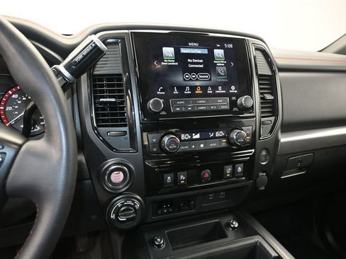 Used 2022 Nissan Titan PRO-4X w/ Pro-4x Convenience Package AWD/4WD image 22