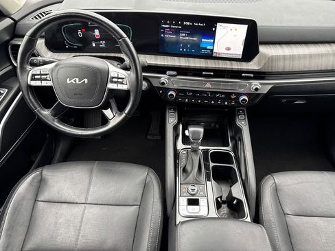 Used 2023 Kia Telluride EX image 24