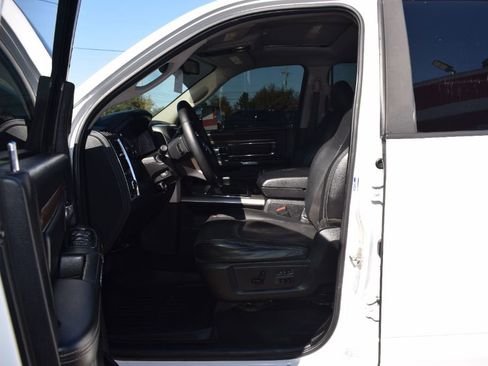 Used 2015 RAM 2500 Laramie AWD/4WD image 8