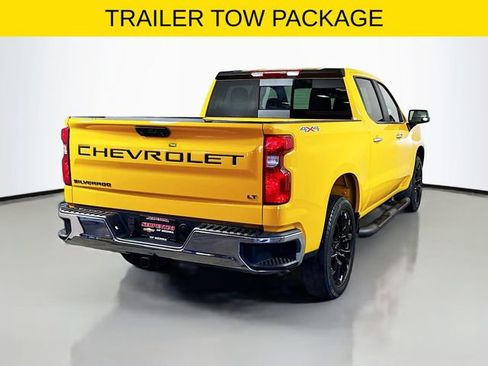 Used 2026 Chevrolet Silverado 1500 LT w/ Leather Package AWD/4WD image 6