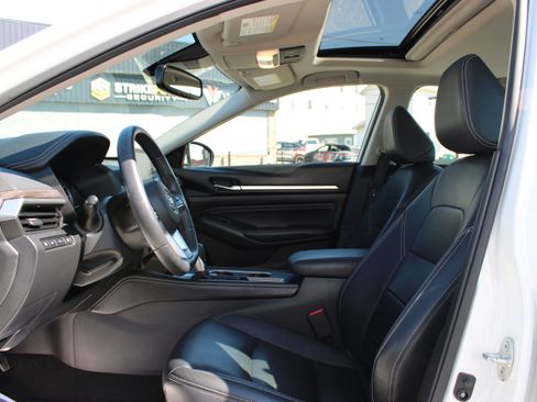 Used 2019 Nissan Altima 2.5 Platinum image 13