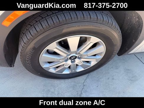 Used 2025 Hyundai Palisade SEL FWD image 8