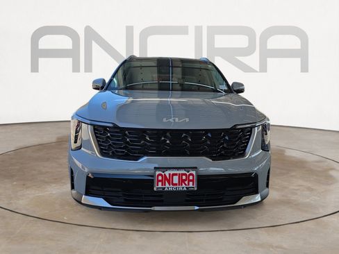 Certified 2025 Kia Sorento S w/ Panoramic Sunroof Package image 3