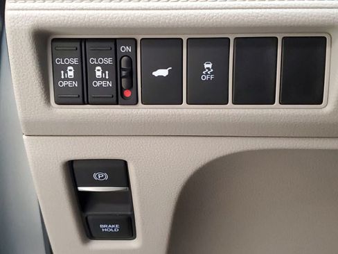 Certified 2025 Honda Odyssey EX-L image 35
