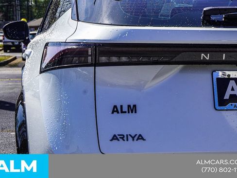 Used 2023 Nissan Ariya AWD/4WD image 13