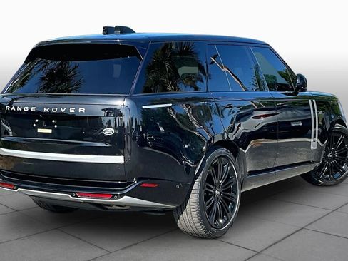 Used 2023 Land Rover Range Rover Autobiography AWD/4WD image 32