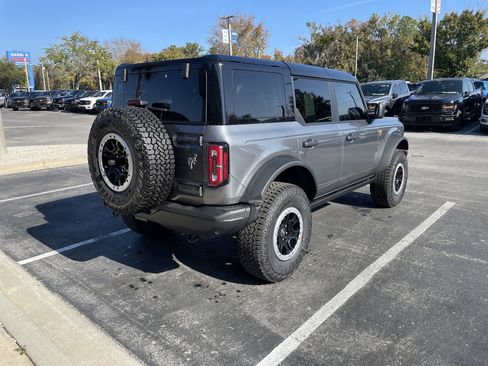 New 2025 Ford Bronco Badlands w/ Sasquatch Package image 8