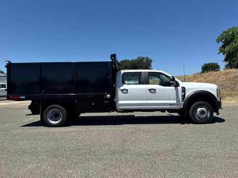 New 2025 Ford F450 XL image 2