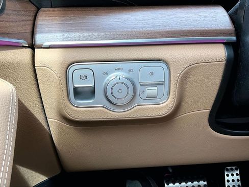 New 2026 Mercedes-Benz GLS 450 4MATIC image 13