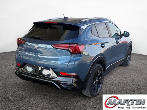 Used 2024 Buick Encore GX Sport Touring FWD image 5