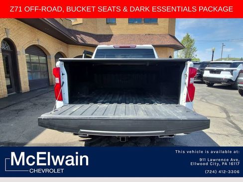 Used 2022 Chevrolet Silverado 1500 RST AWD/4WD image 32