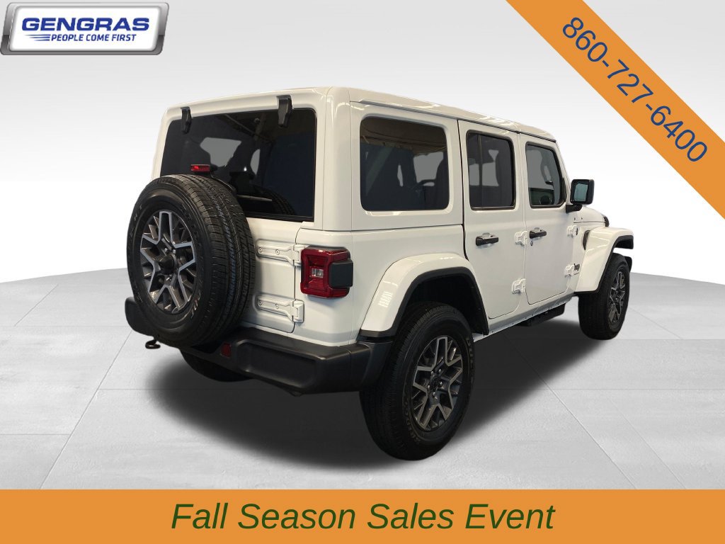 Used 2026 Jeep Wrangler Unlimited Sahara AWD/4WD image 7
