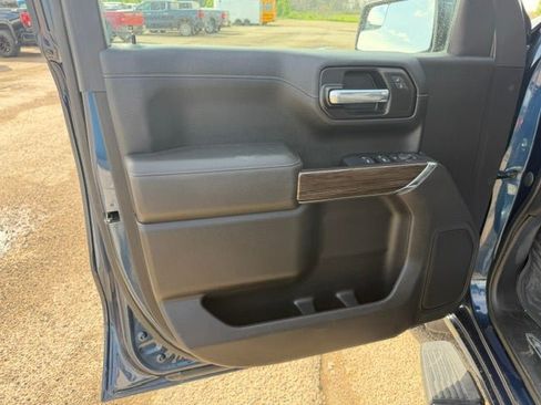 Used 2021 Chevrolet Silverado 1500 RST AWD/4WD image 14